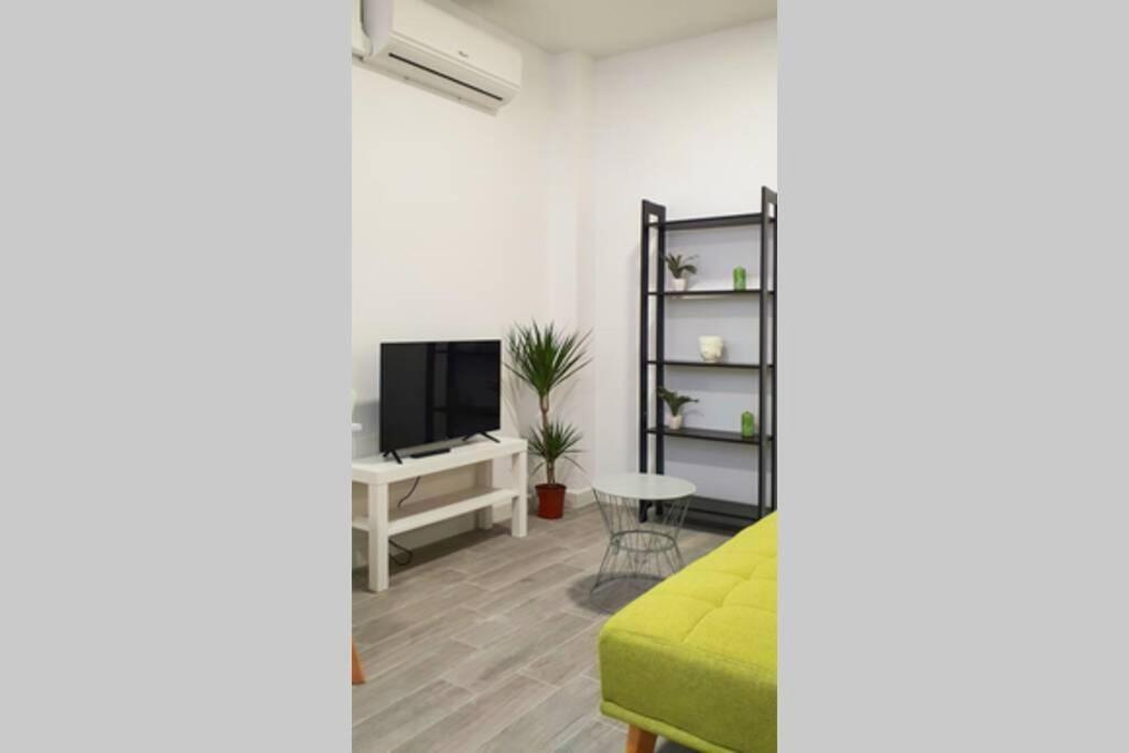 Apartamento Interior En El Absoluto Centro Ba Algeciras Zewnętrze zdjęcie